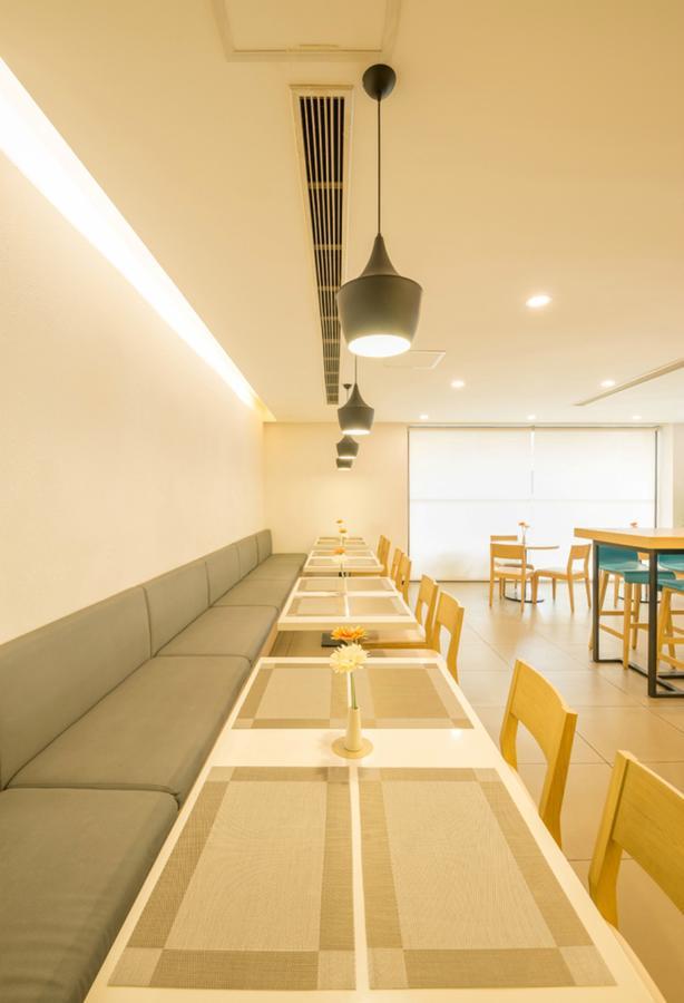 Hanting Hotel Qingdao Zhanqiao Railway Station Экстерьер фото